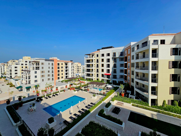 FeWo in Hofruhelage mit Pool- + Meerblick